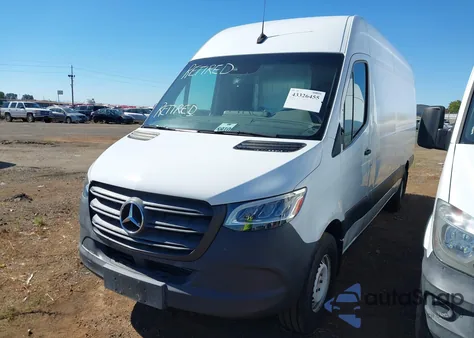2019 Mercedes-Benz Sprinter 2500 High Roof V6 from USA, damaged, VIN WD3PF1CD0KP080471